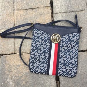 Tommy Hilfiger purse